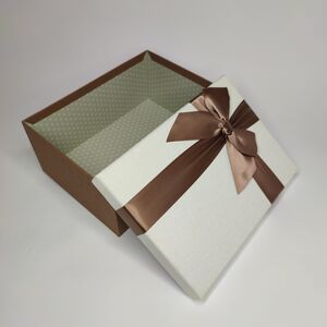 Подарочная коробка с атласным бантом 22 х 15 х 9 цвет бежево-коричневый, Размеры ДхШхВ, см: 22 х 15 х 9, фото 