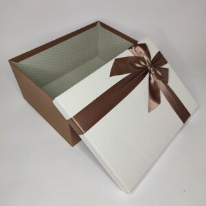 Подарочная коробка с атласным бантом 30 х 22 х 13 цвет бежево-коричневый, Размеры ДхШхВ, см: 30 х 22 х 13, фото 