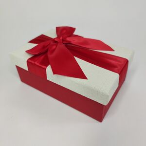 Подарочная коробка с атласным бантом 16 х 10 х 6 цвет красно-бежевый, Размеры ДхШхВ, см: 16 х 10 х 6, фото 